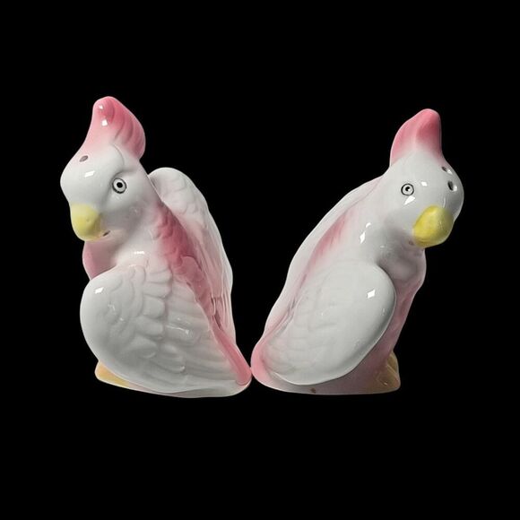 Vintage Cockatoos Parrots Birds Pink White Salt and Pepper 3" SARSAPARILLA 1986 - Picture 4 of 7